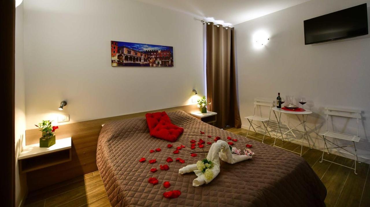 Hotel La Terrazza Sul Garda Exteriér fotografie